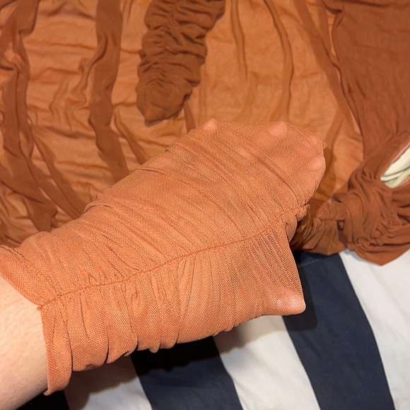 Off-Shoulder Ruched Dress - Picture 5 of 10